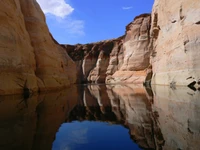 Découvrez la Beauté des Canyons avec Notre Étonnant Fonds d'Écran