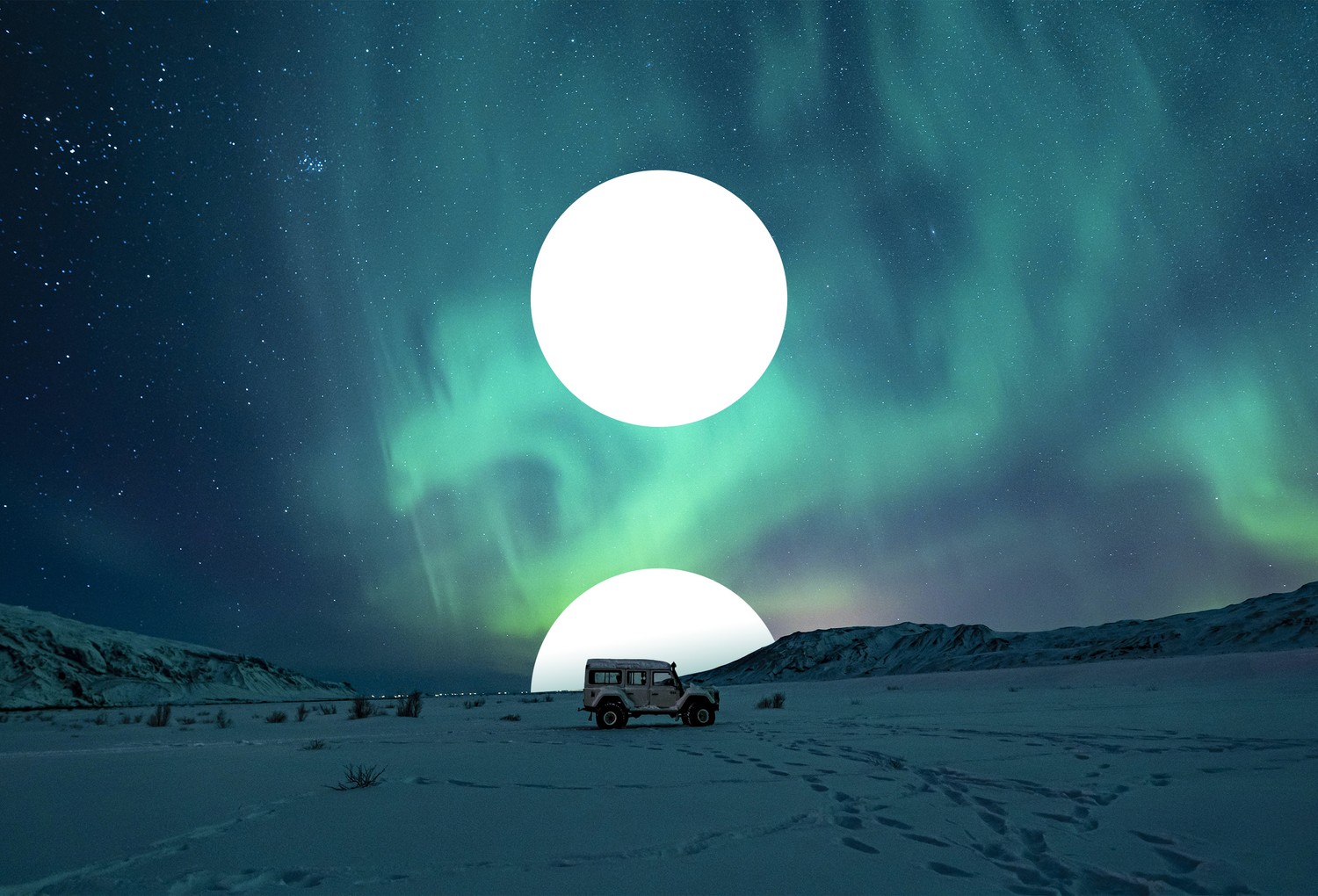 Breathtaking Northern Lights and Moon Wallpaper