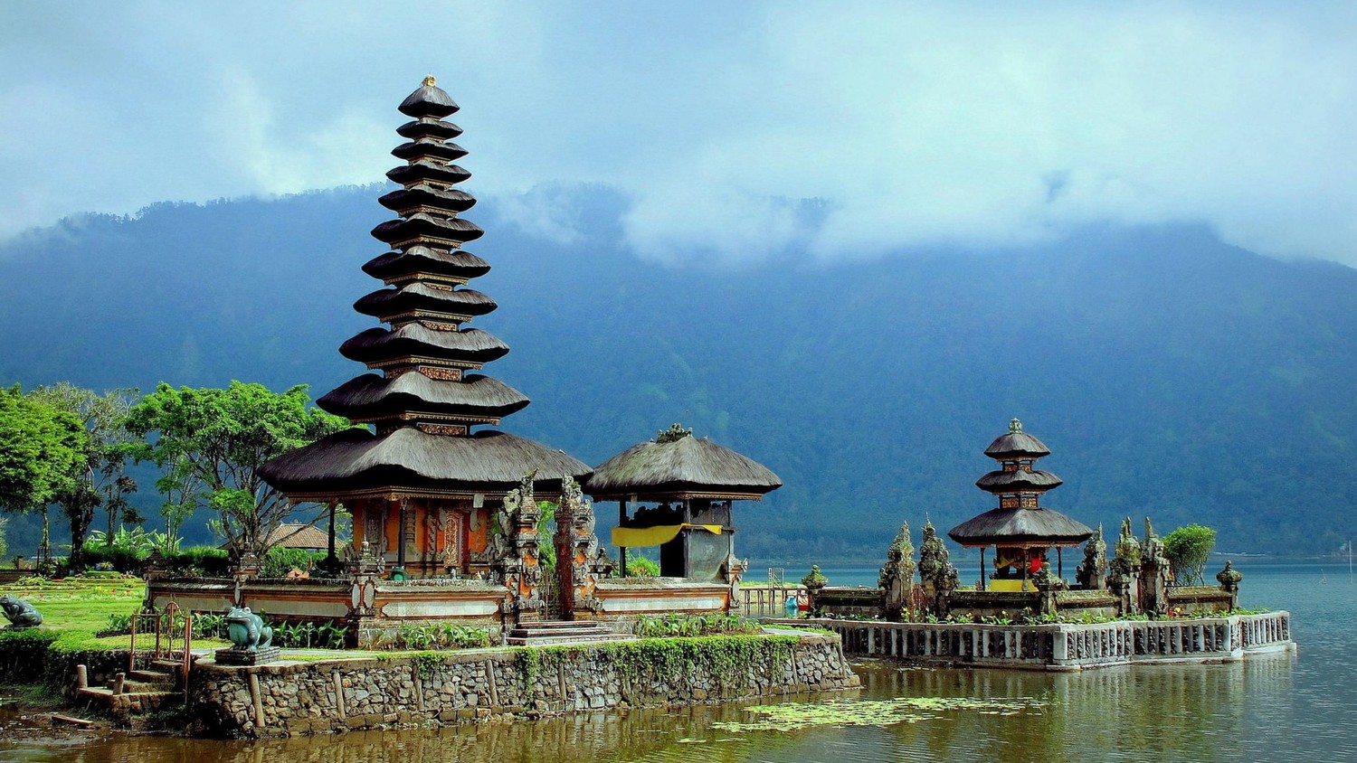 Capture the Beauty of Bali: Stunning Pagoda Wallpaper