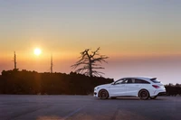 Éblouissant fond d'écran Mercedes-Benz au coucher du soleil