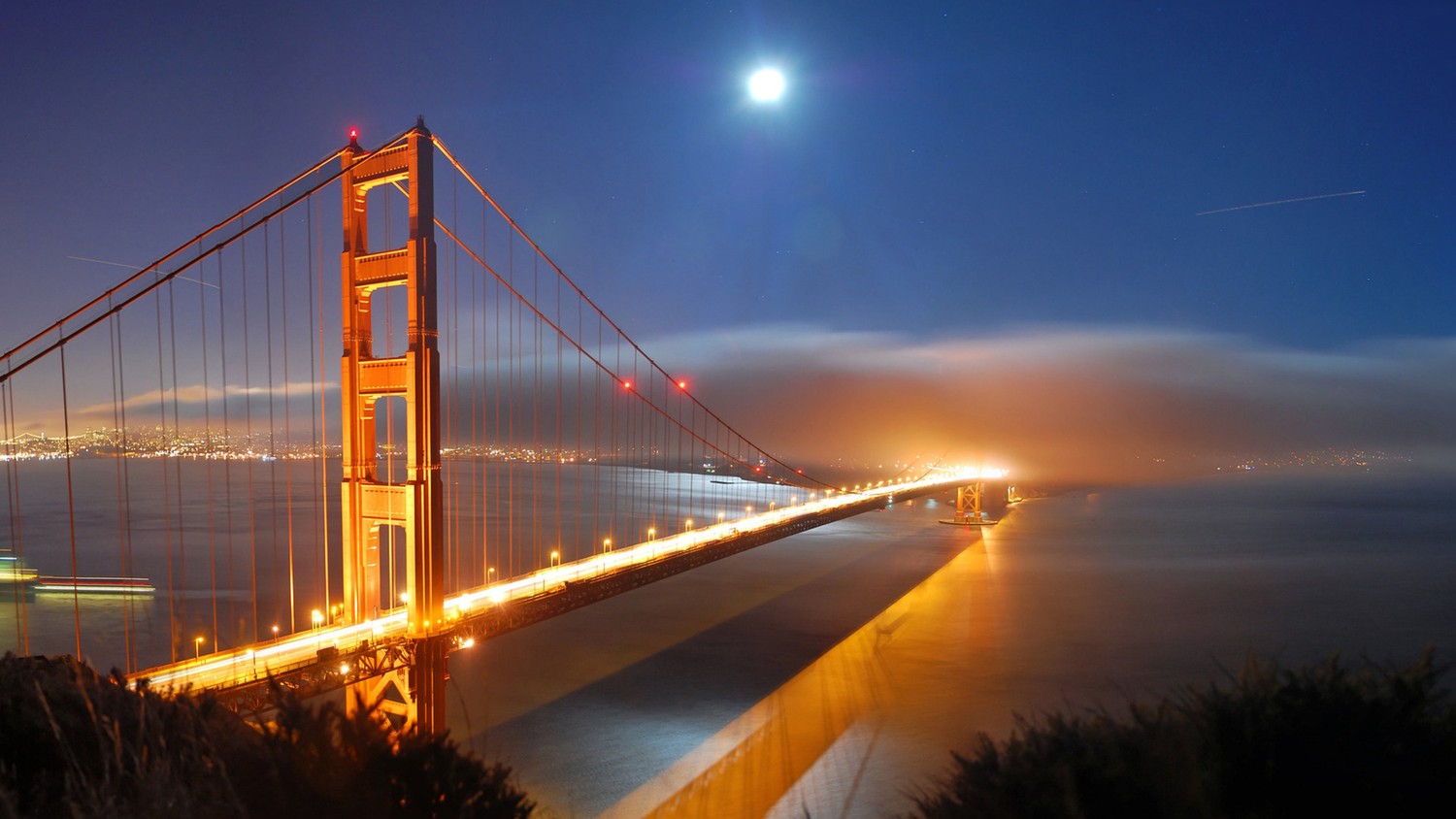 Download the Breathtaking Golden Gate Bridge Wallpaper