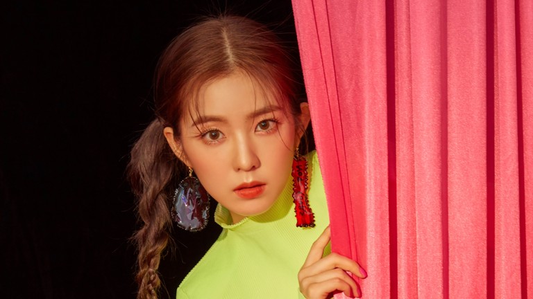 Stunning Irene Wallpaper from Red Velvet – Download Now!