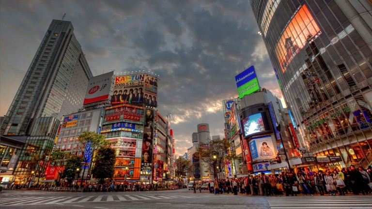 Explore the Vibrant Nightlife of Tokyo: Downloadable Cityscape Wallpaper