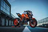 KTM 1290 Super Duke R Evo 2022: Fondo de Pantalla de Alta Calidad en 5K