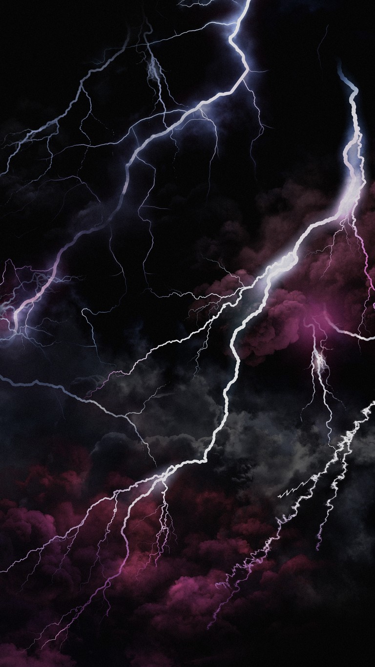 Download Our Captivating Thunderstorm Wallpaper