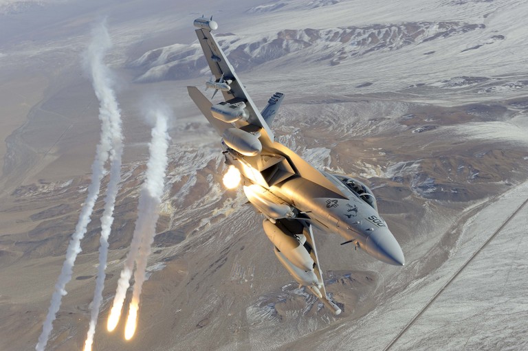 Astonishing Boeing EA-18G Growler in Action