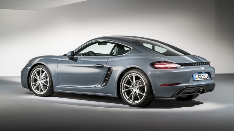 Porsche Cayman Wallpaper: Immerse in Luxurious Performance