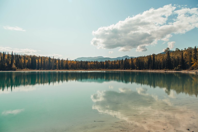 Explore the Serenity of This Beautiful Lake Wallpaper