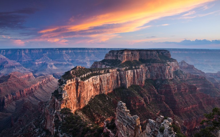 Explore the Breathtaking Views of Cape Royal, Grand Canyon