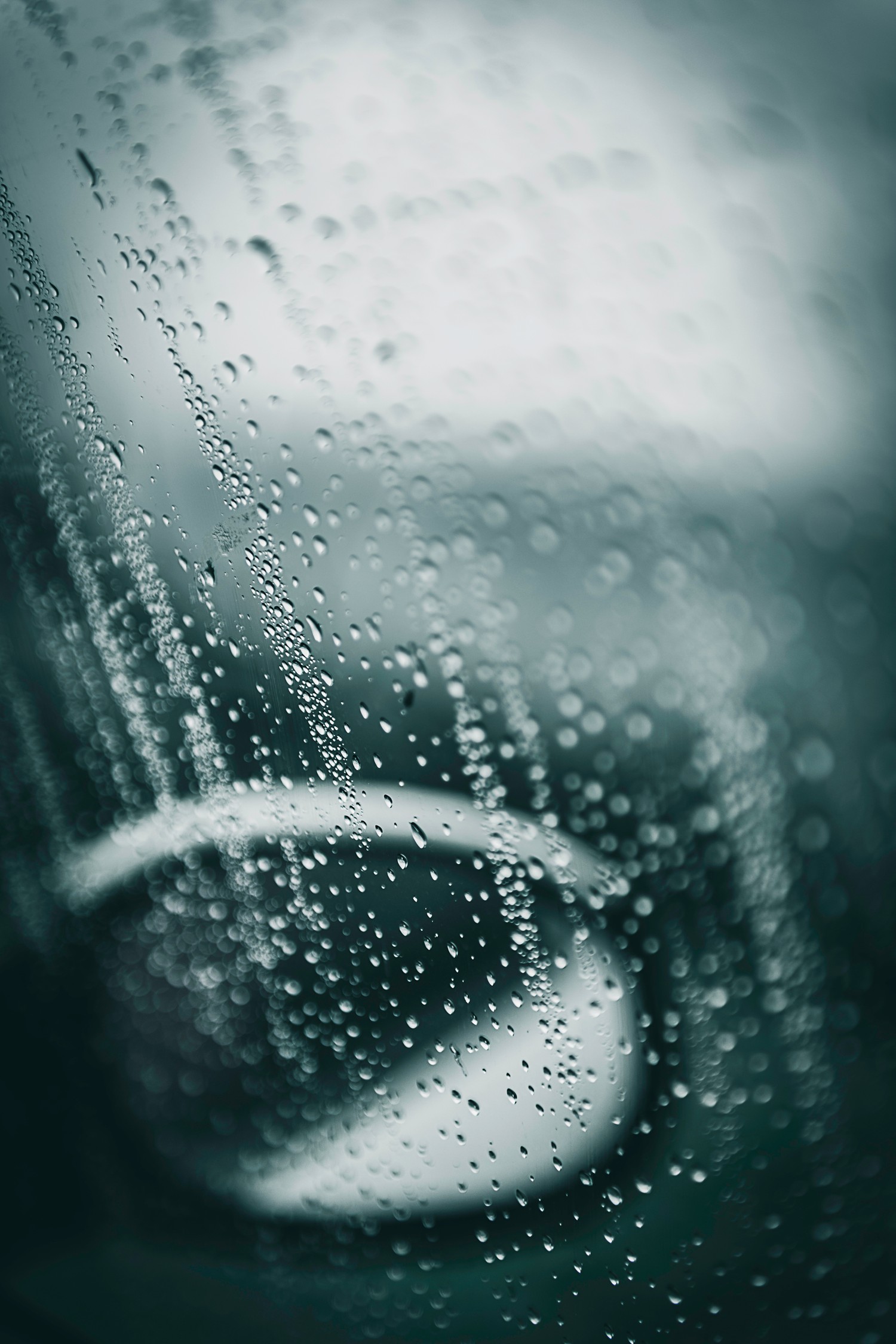 Explore Our Beautiful Rainy Day Wallpaper