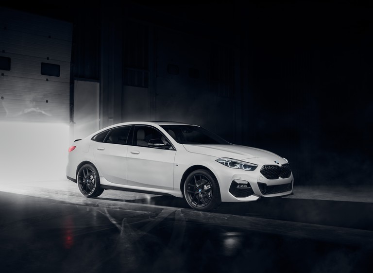 High-Resolution BMW 220d Gran Coupé M Sport Black Edition Wallpaper