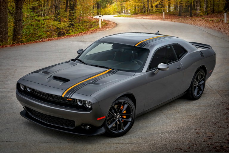 Download the Incredible 2022 Dodge Challenger GT RWD Wallpaper in 4K