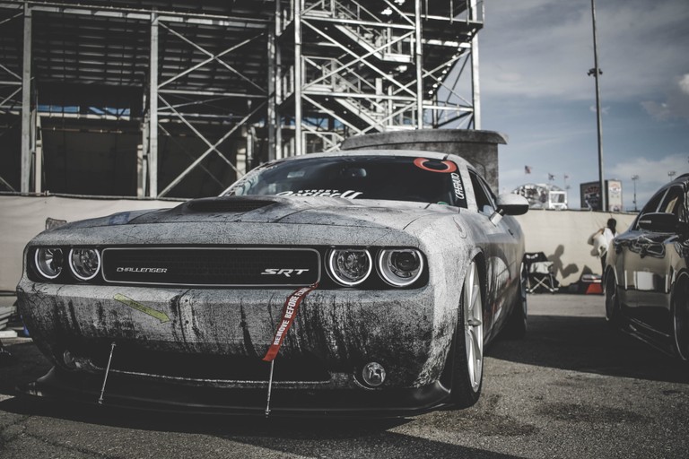 Download Stunning Dodge Challenger SRT Wallpaper