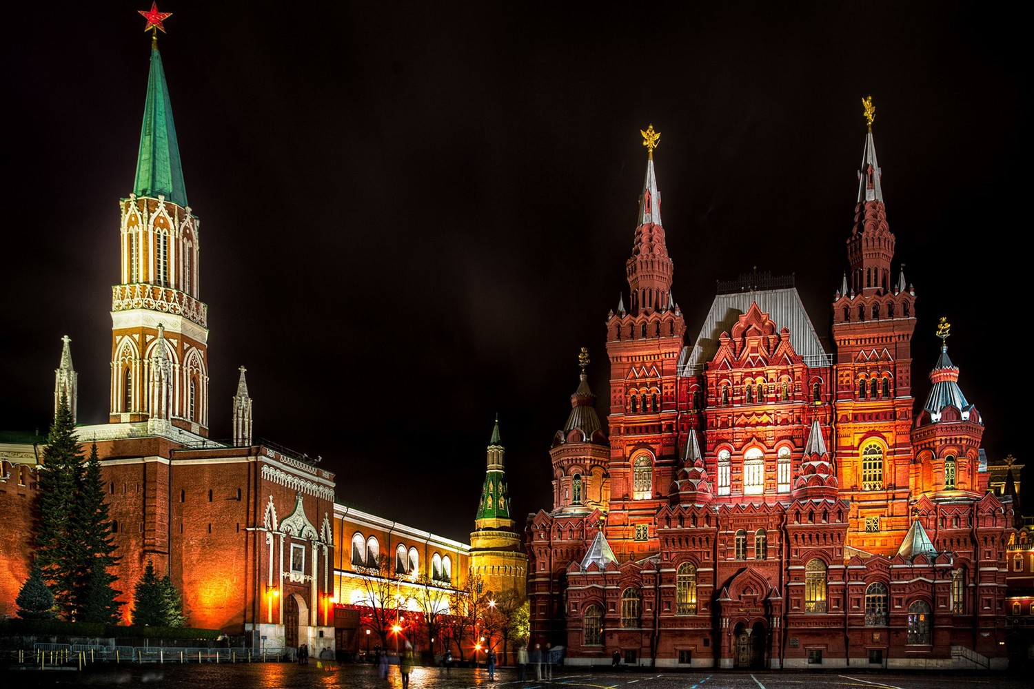 Breathtaking Night View of Saint Basil's Cathedral and Moscow Kremlin