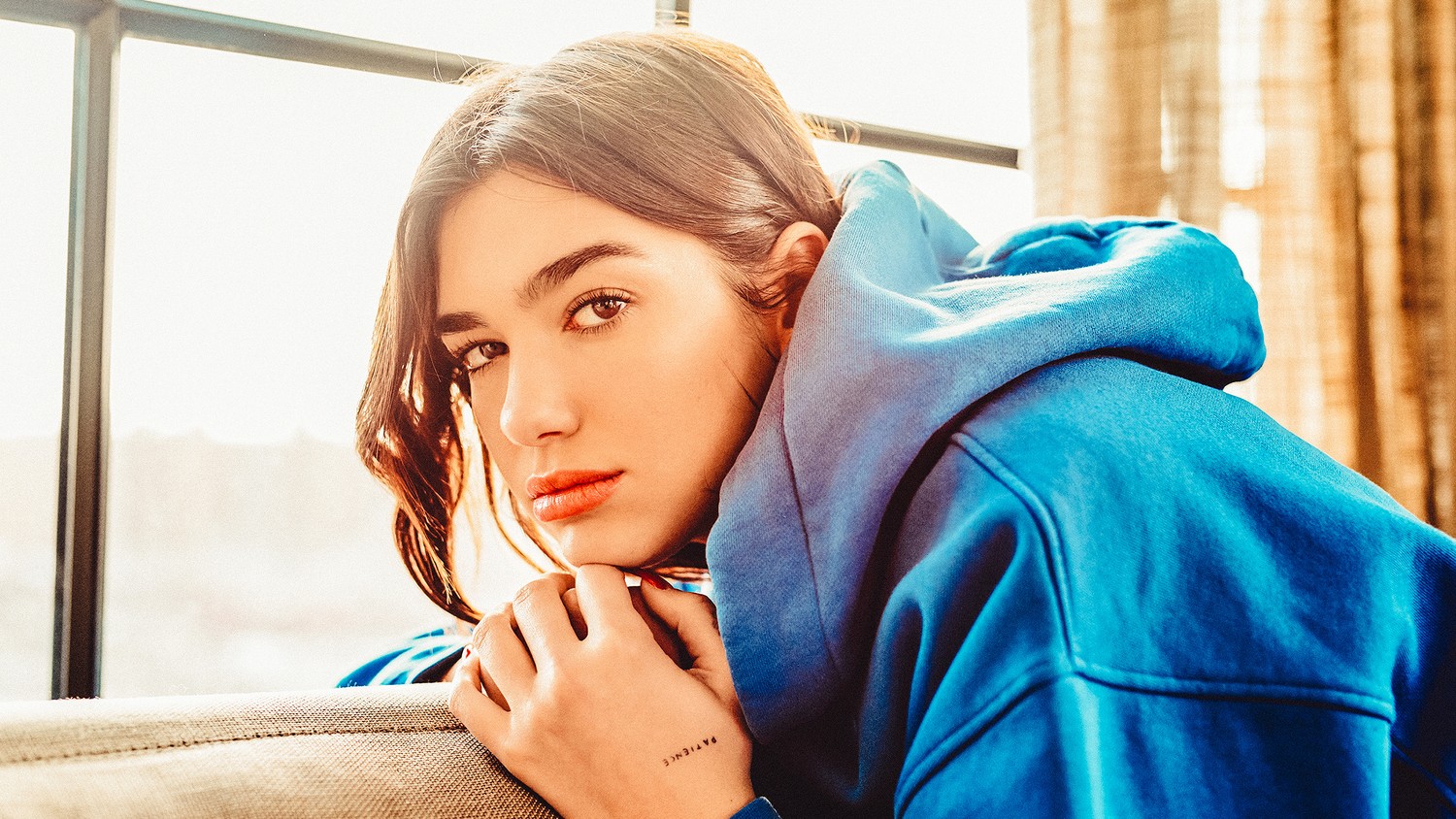 Download Beautiful Dua Lipa Wallpaper