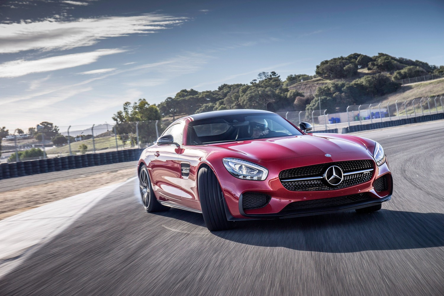 Mercedes-Benz SLS AMG: The Ultimate Sports Car Wallpaper