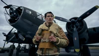 Descarga Impresionante Fondo de Pantalla de Masters of the Air con Callum Turner