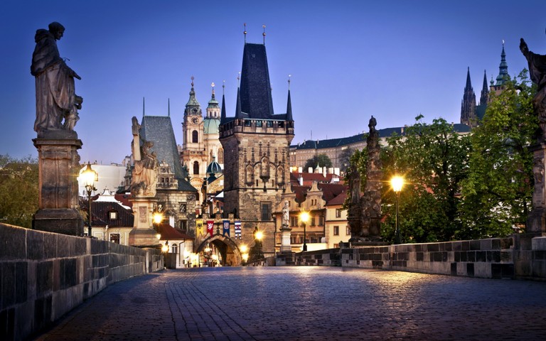 Explore the Beauty of Charles Bridge and Prague Castle in Our Wallpaper Collection