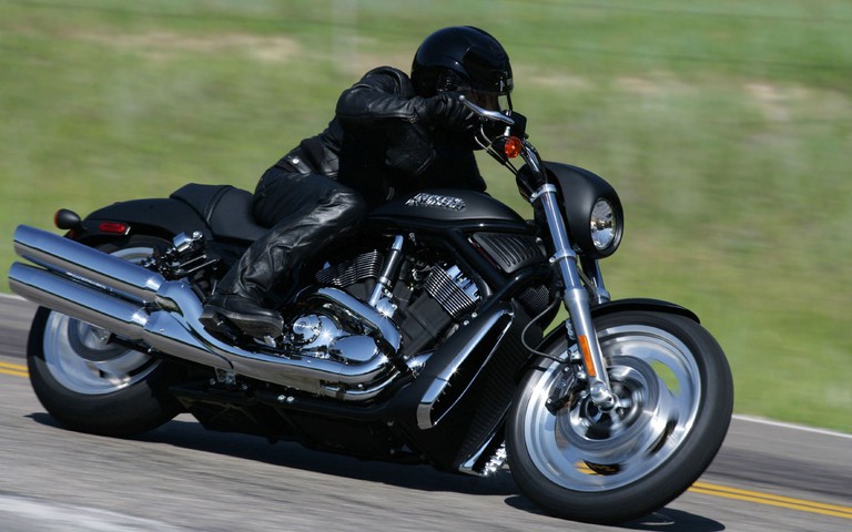 Download Your Free Harley Davidson Motorcycle Wallpaper