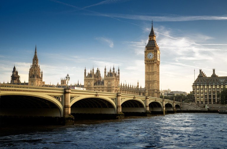 Explore the Iconic Big Ben and Westminster Bridge Wallpaper