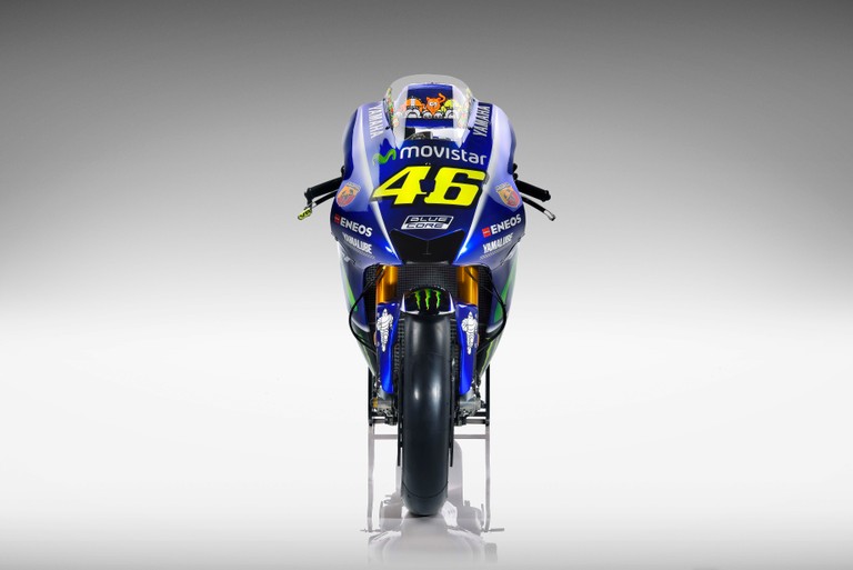 High-Quality Yamaha YZR M1 Wallpaper for Motorcycle Racing Fans