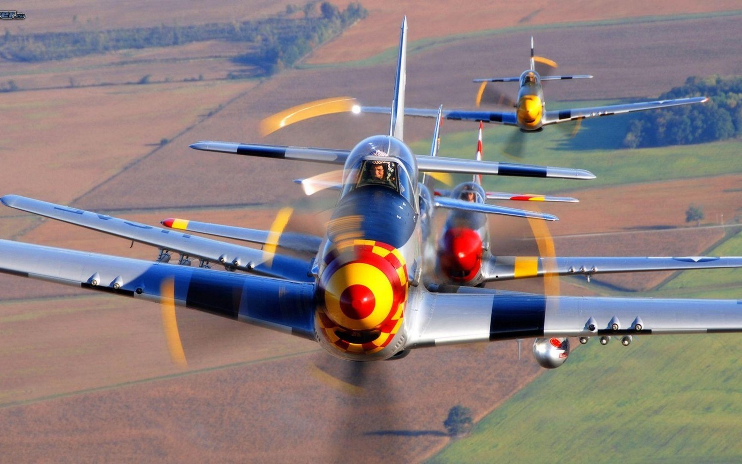 Experience the Thrill of WWII Aviation with Our Fighter Aircraft Wallpapers