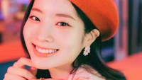 Precioso Fondo de Pantalla de Twice de Dahyun para Tu Colección