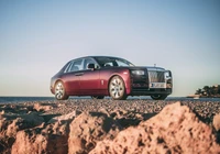 Descarga impresionante fond de pantalla de Rolls Royce Phantom 2022 en 5K