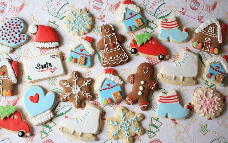 Discover Our Festive Christmas Cookie Wallpaper