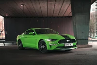 Descarga este fondo de pantalla impresionante del Ford Mustang Verde