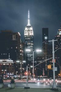 Empire State Building de Noche - Fondo de Pantalla de Paisaje Urbano