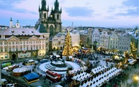 Explora la Belleza de la Plaza Vieja de Praga Durante Navidad