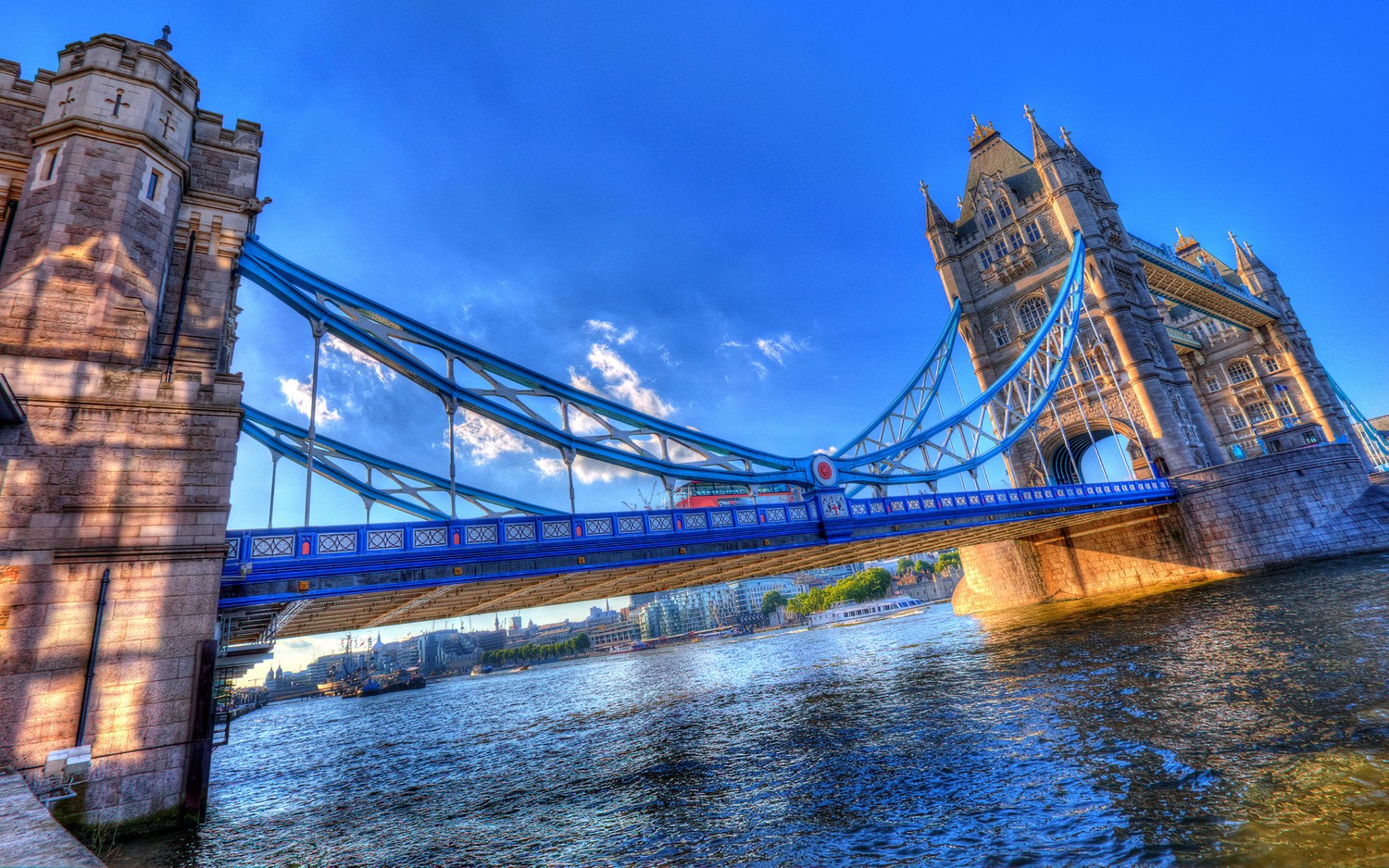 Explore the Iconic Tower Bridge Wallpaper