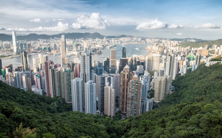 Explore the Majestic Hong Kong Cityscape from Victoria Peak