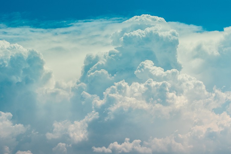 Breathtaking Cumulus Cloud Wallpaper