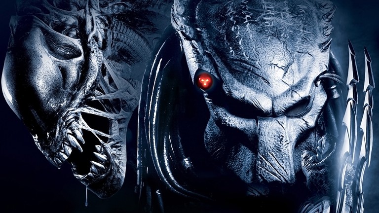 Stunning Alien vs Predator Wallpaper for Sci-Fi Fans