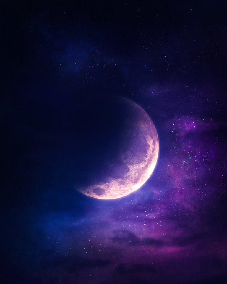 Download Surreal 4K Wallpaper of a Purple Moonlit Sky