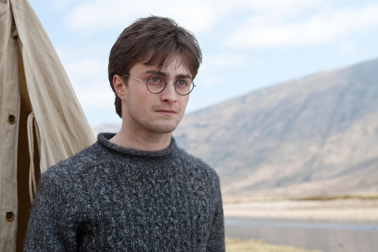 Explore the Magical World of Harry Potter with This Wallpaper