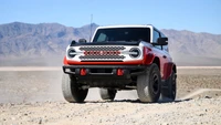 Fondo de pantalla del Ford Bronco 2 puertas Stroppe 2025 – Descargas de alta calidad 5K y 8K