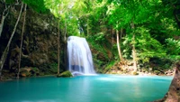 Explora el Impresionante Fondo de Pantalla de la Cascada Erawan