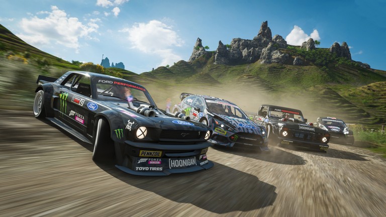 High-Octane Forza Horizon Wallpaper: Drift into Adventure