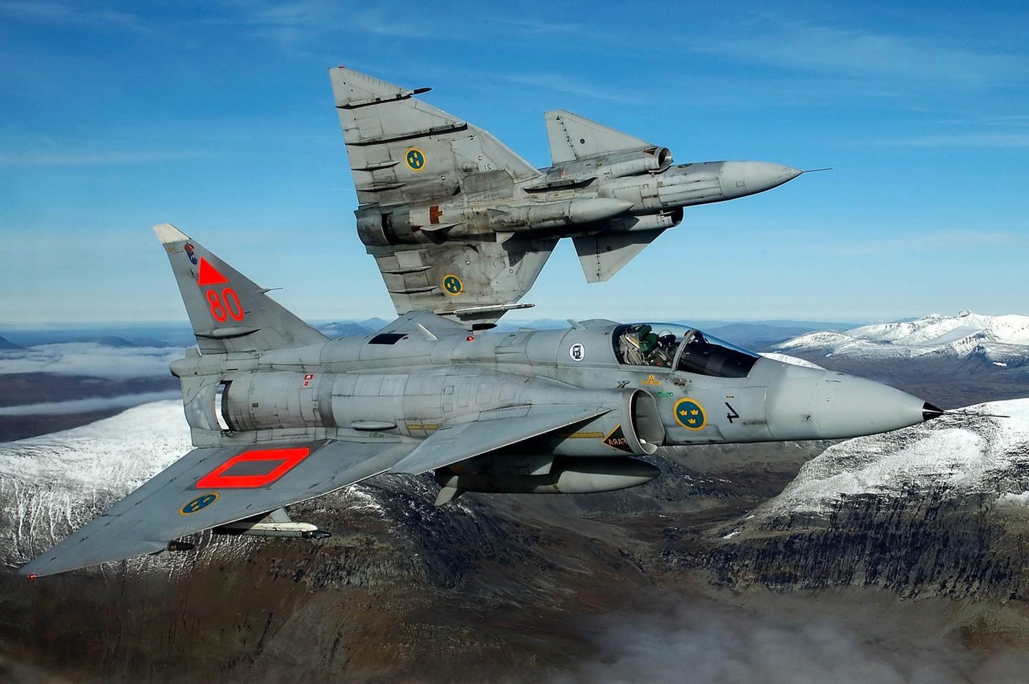 Fonds d'Écran de Haute Qualité de Saab JAS 39 Gripen pour les Passionnés d'Aviation