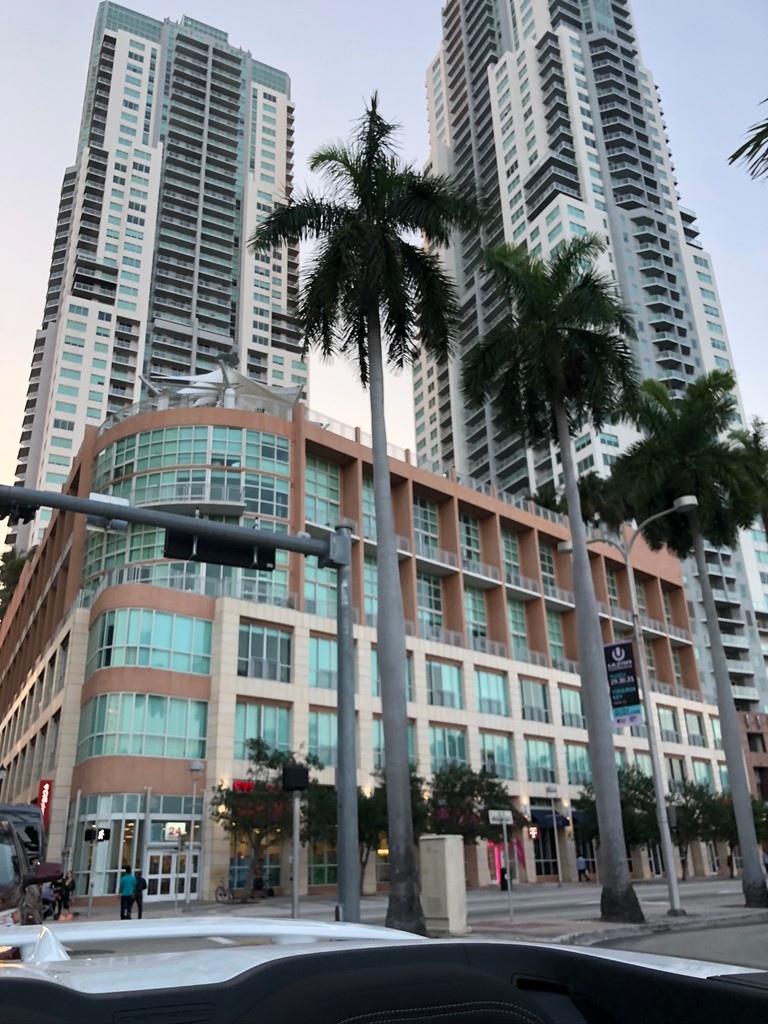 Explore the Beauty of Miami's Tower Blocks