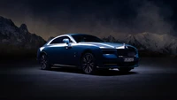 Découvrez le Majestueux Rolls Royce Spectre dans un Décor Nocturne