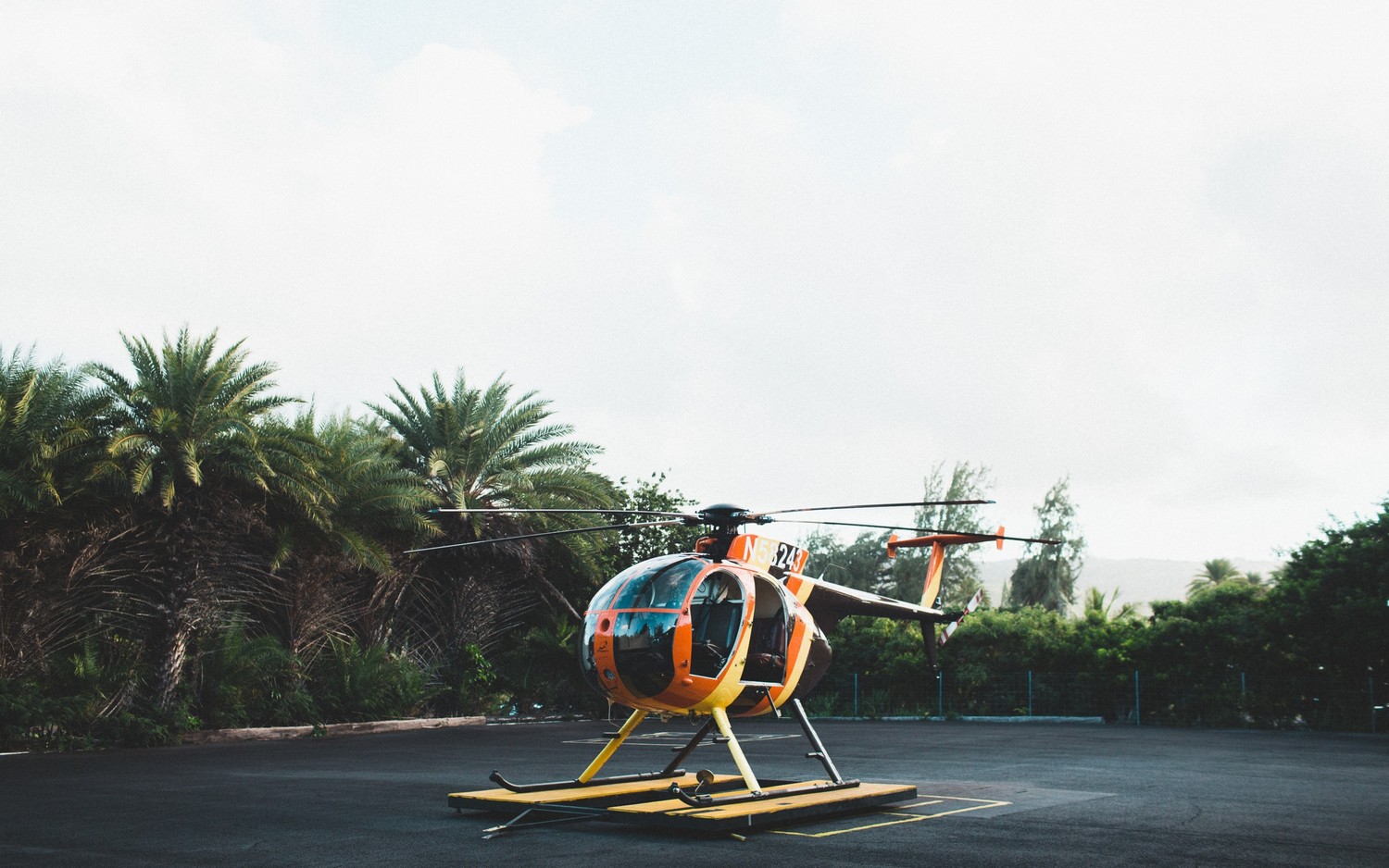 Download Our Gorgeous Helicopter Wallpaper