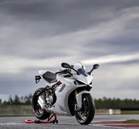 Ducati Supersport 950 S - Fond d'Écran 4K Éblouissant