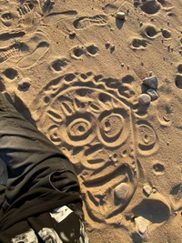 Découvrez notre fond d'écran de sculpture sur sable unique