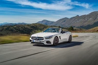 Fond d'écran haute qualité de la Mercedes-Benz SL63 AMG Convertible