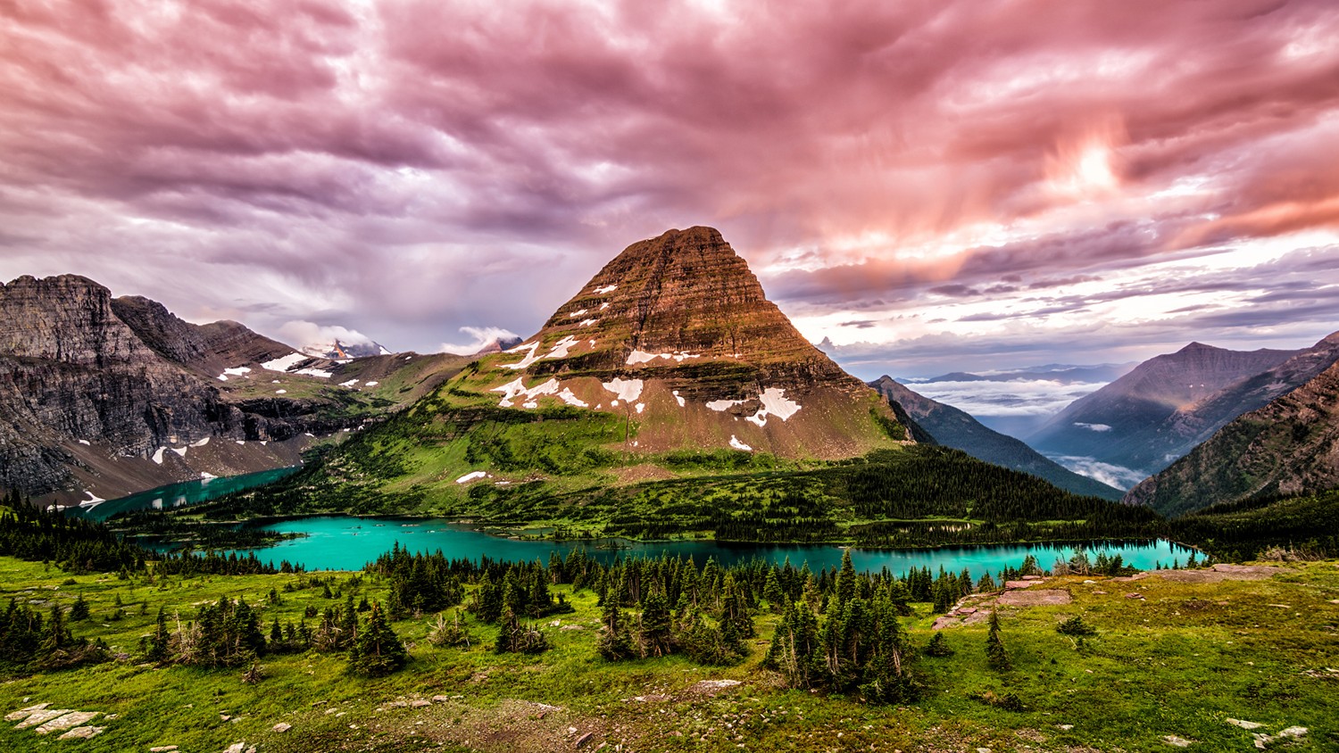 Experience the Beauty of Glacier National Park