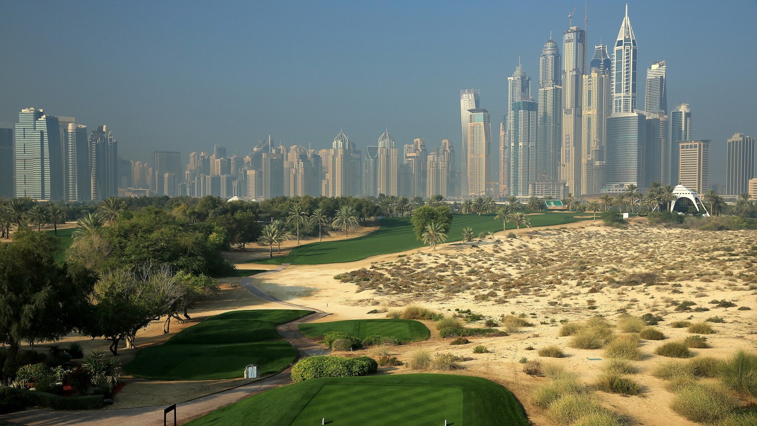 Explore the Breathtaking Golf Course Overlooking the City Skyline